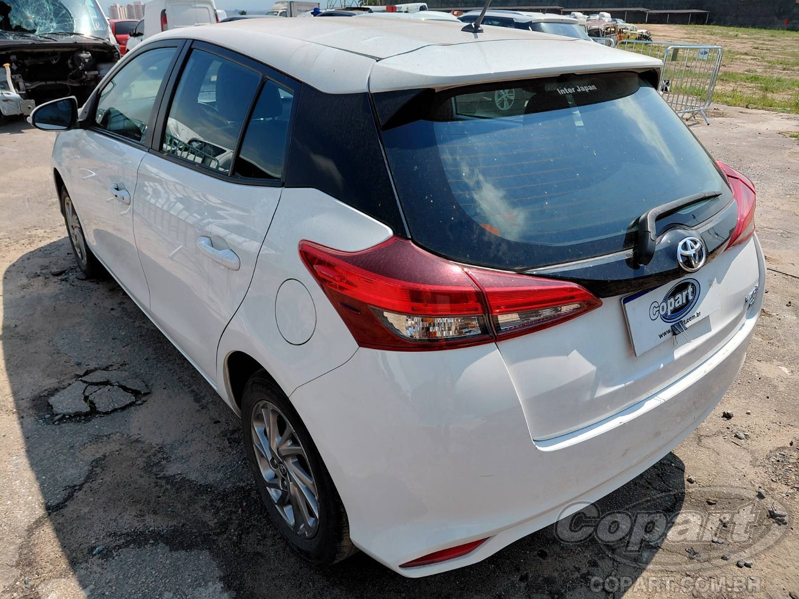 Foto 3: 2023 TOYOTA YARIS