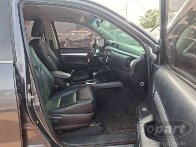 2017 TOYOTA HILUX CD 