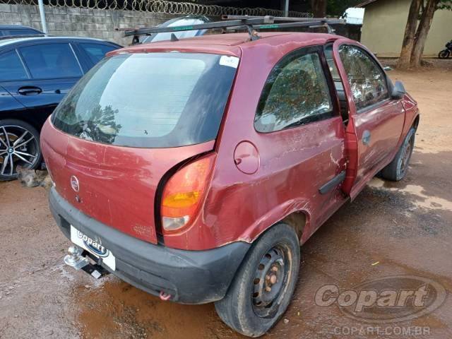 2001 CHEVROLET CELTA 