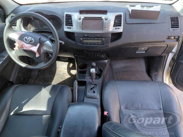 2015 TOYOTA HILUX CD 