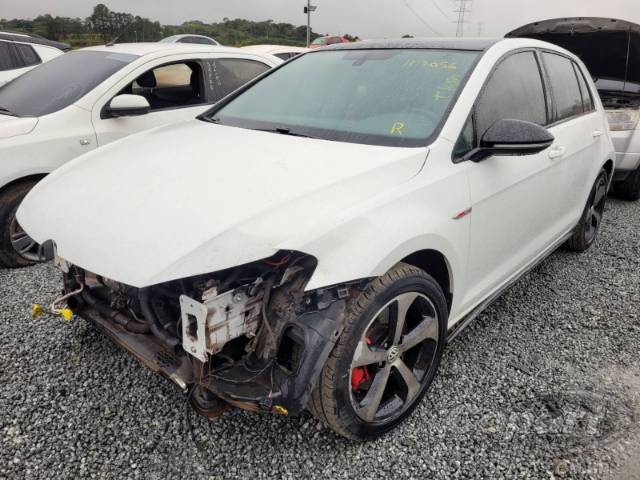 2014 VOLKSWAGEN GOLF 