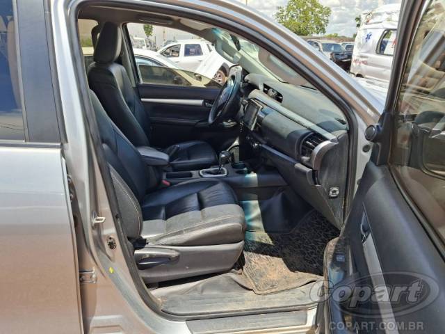 2016 TOYOTA HILUX CD 