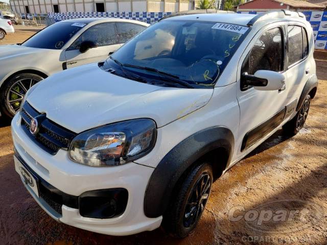 2018 FIAT UNO 