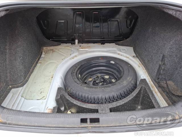 2009 VOLKSWAGEN BORA 