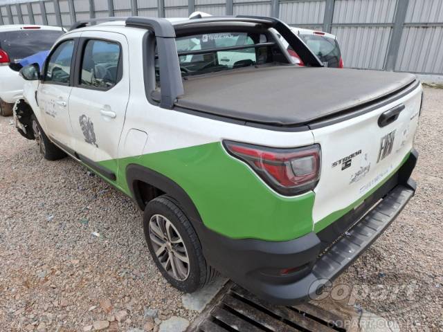 2025 FIAT STRADA CD 