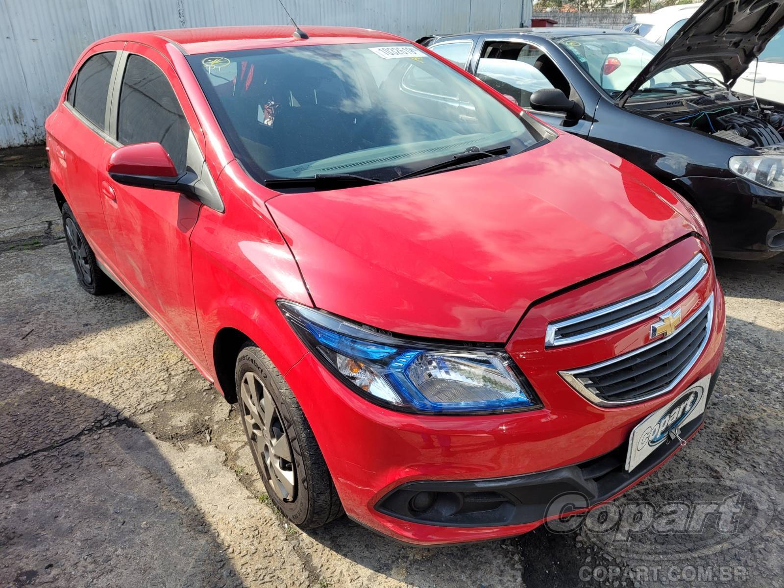 Veículo GM - Chevrolet Onix 2015 CHEVROLET ONIX LT 1.4 SPE FLEXIVEL ALCOOL/GASOLINA 2015 em leilão