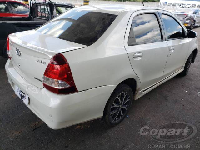 2017 TOYOTA ETIOS SEDA 