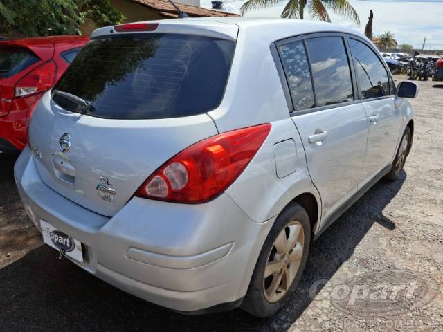 2011 NISSAN TIIDA 