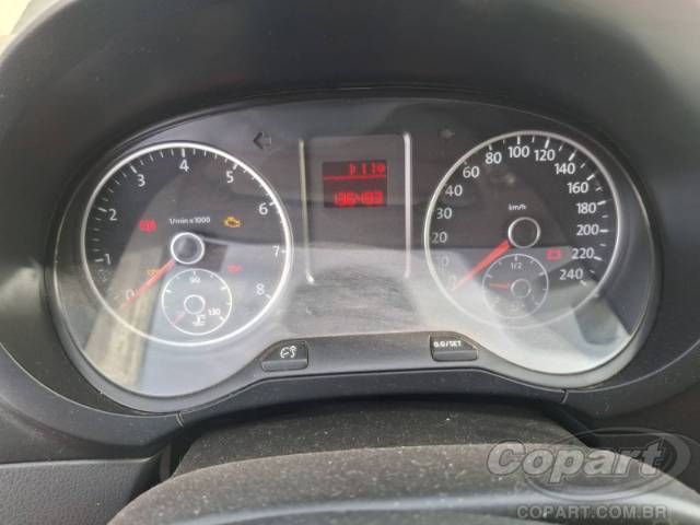 2013 VOLKSWAGEN FOX 