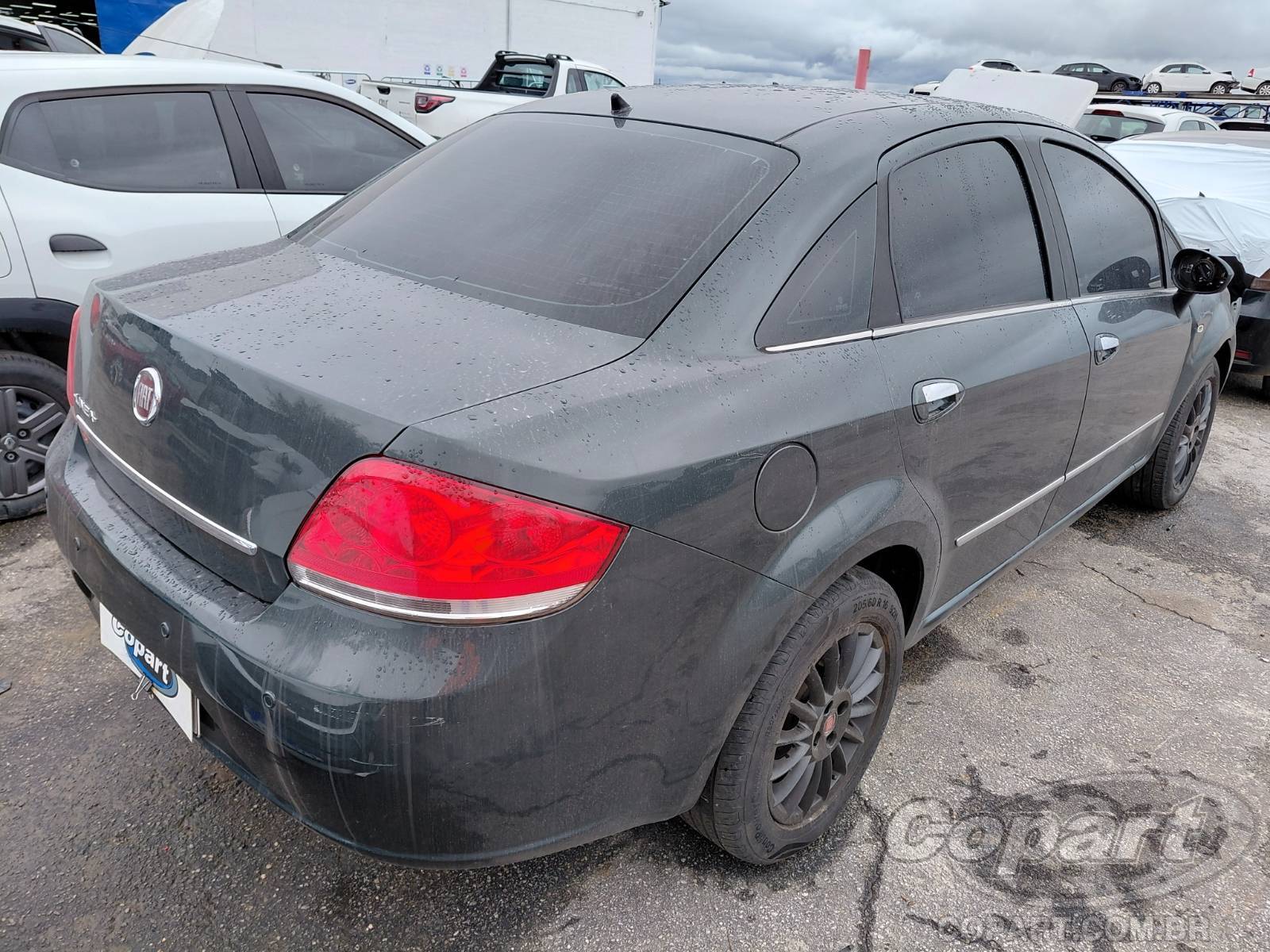 Foto 4: 2010 FIAT LINEA