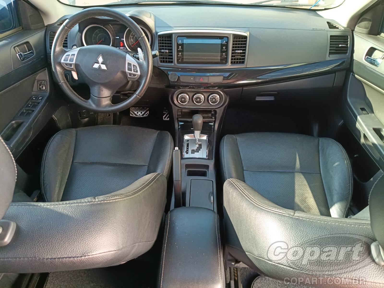 Foto 9 de 10: 2016 MITSUBISHI LANCER