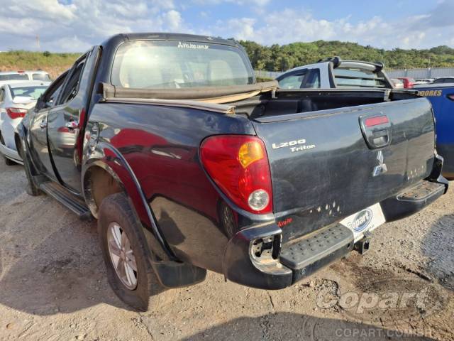 2010 MITSUBISHI L200 TRITON 