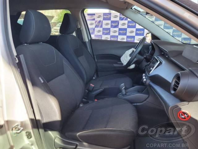 2025 NISSAN Kicks Play 