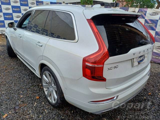 2018 VOLVO XC90 
