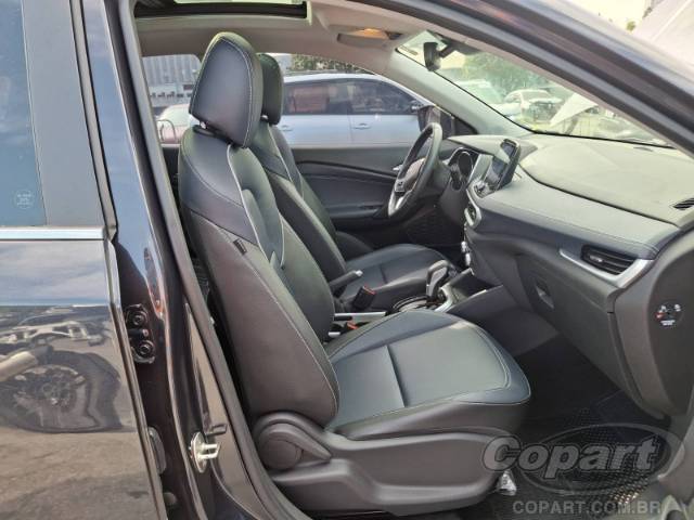 2024 CHEVROLET TRACKER 