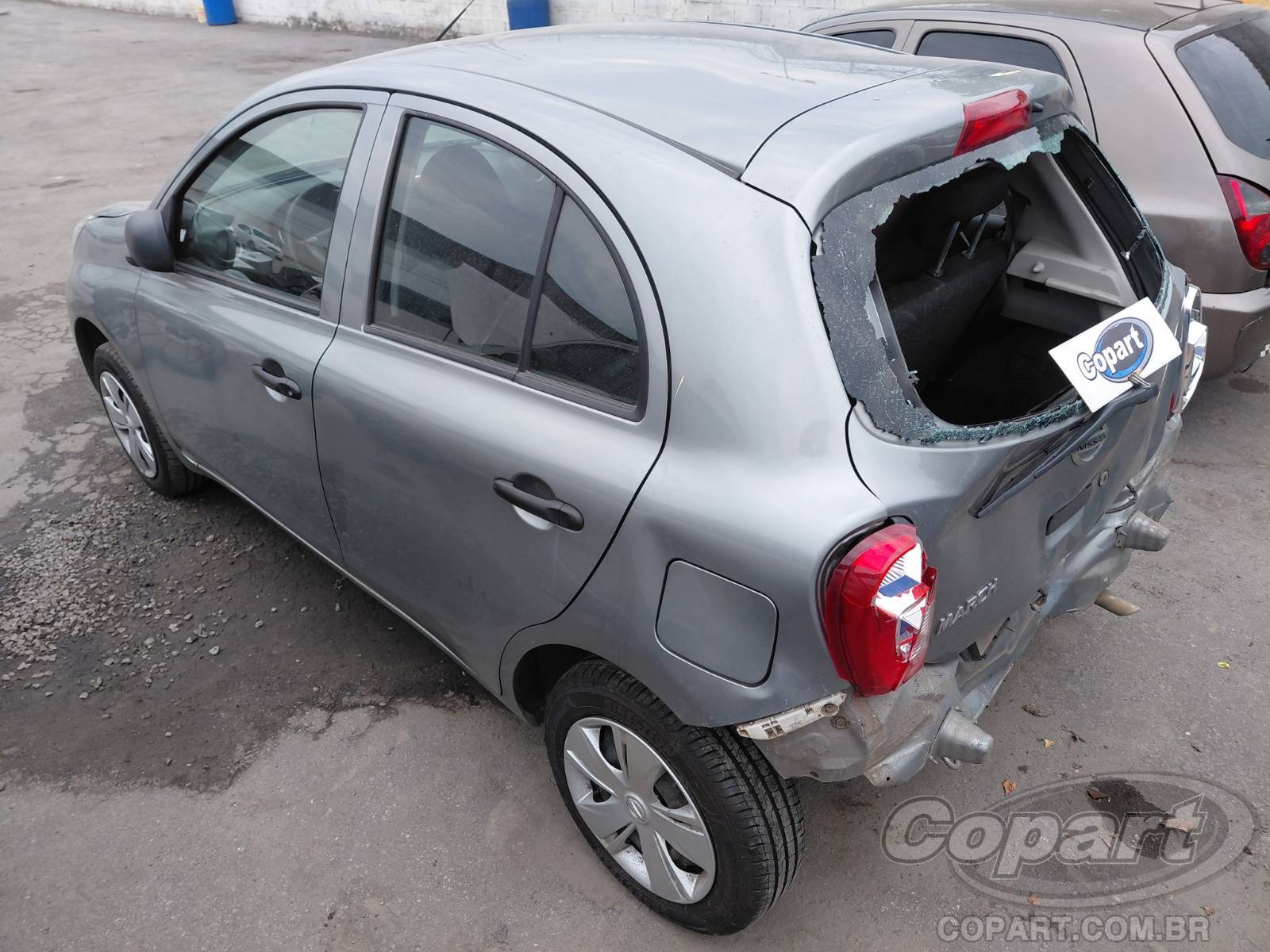 Foto 3: 2016 NISSAN MARCH
