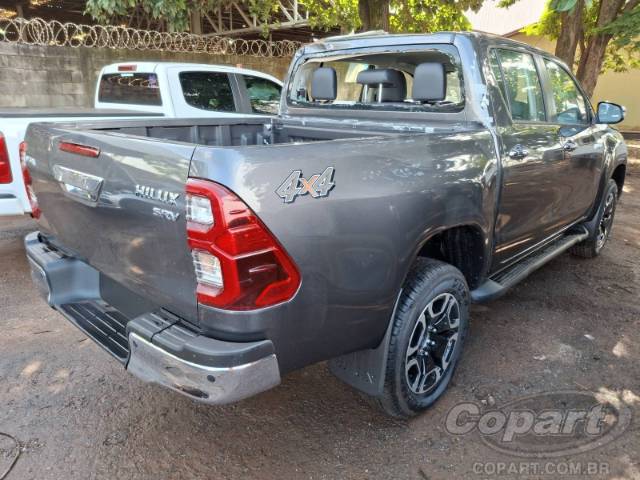 2025 TOYOTA HILUX CD 
