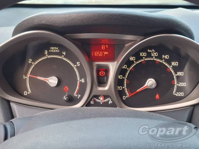 2012 FORD FIESTA 