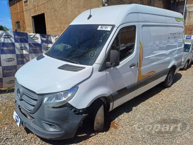 2021 MERCEDES BENZ SPRINTER 