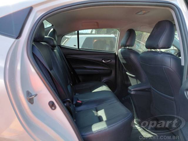 2022 TOYOTA YARIS SEDA 