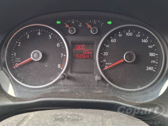 2016 VOLKSWAGEN VOYAGE 