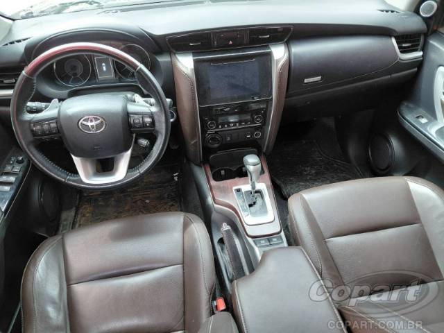 2018 TOYOTA HILUX SW4 