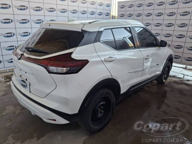 2022 NISSAN KICKS 