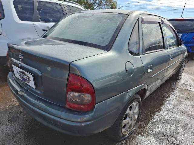 1999 CHEVROLET CORSA SEDAN 