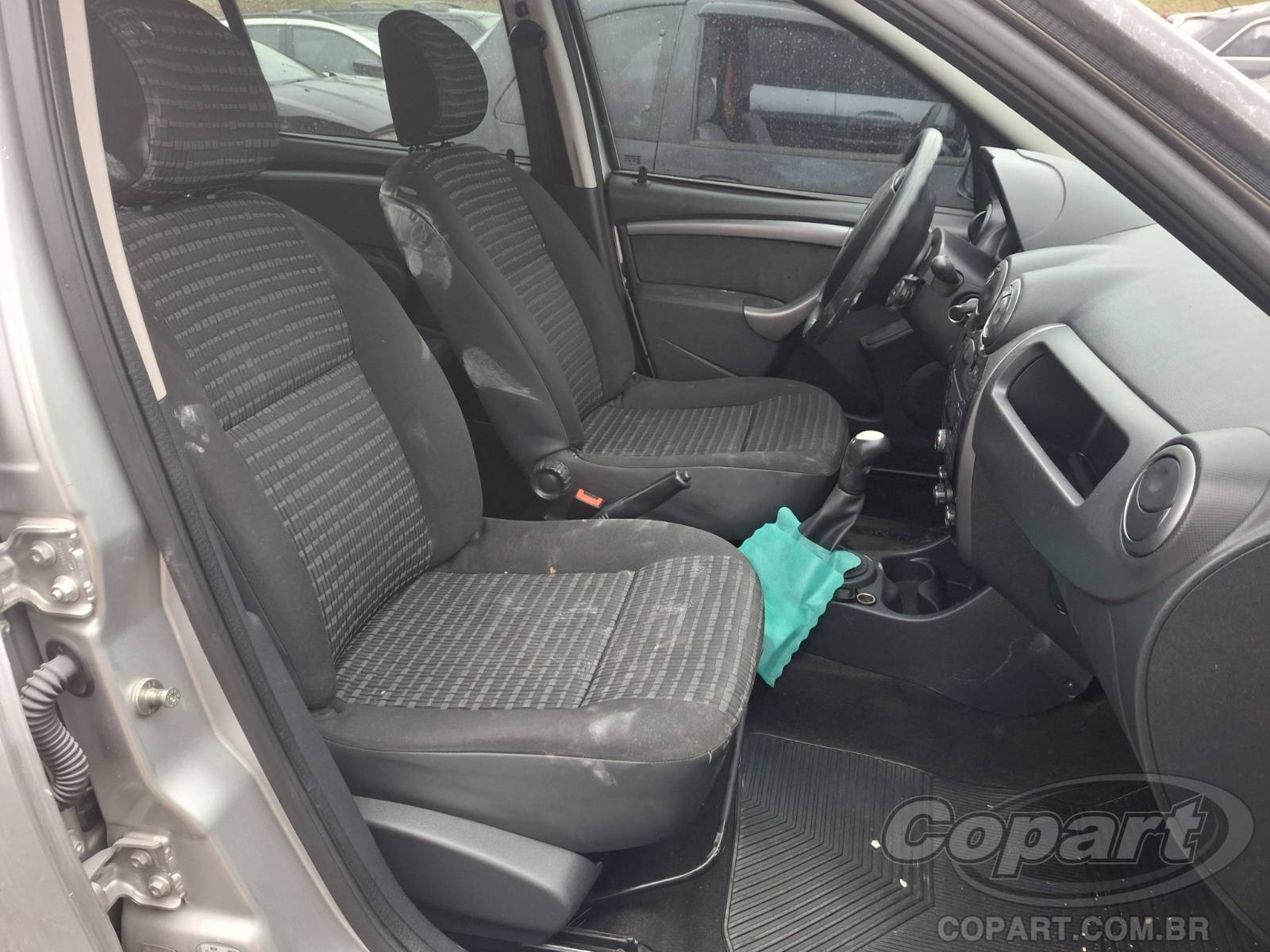 2012 RENAULT SANDERO — foto 5 de 11
