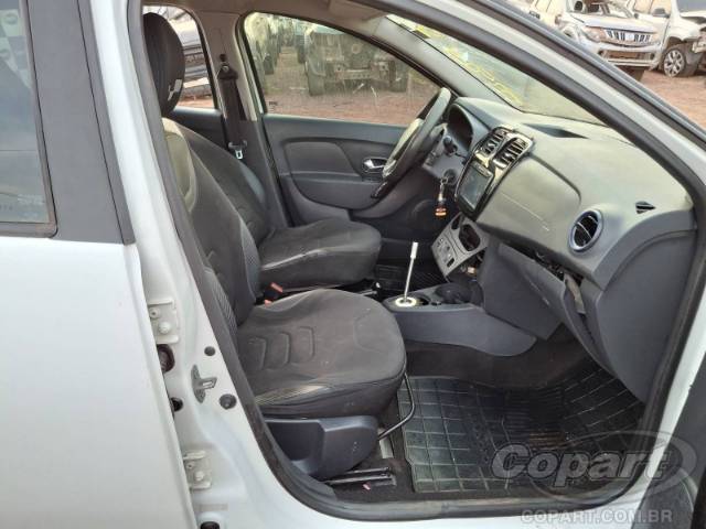 2016 RENAULT SANDERO 