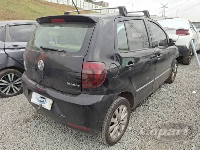 2011 VOLKSWAGEN FOX 