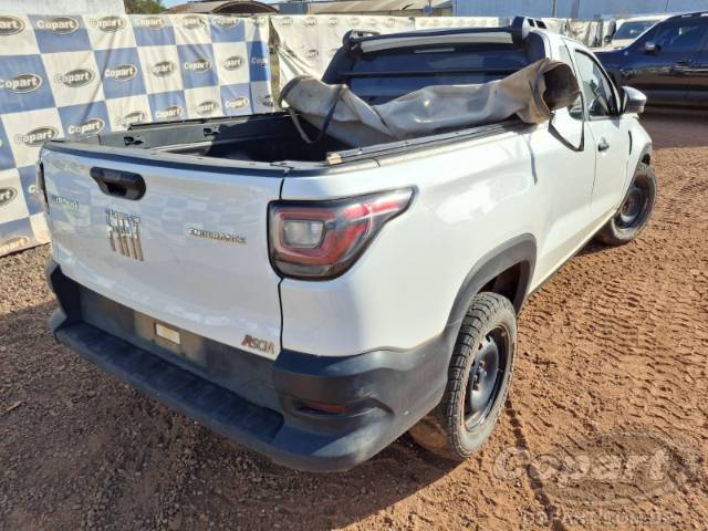 2023 FIAT STRADA 