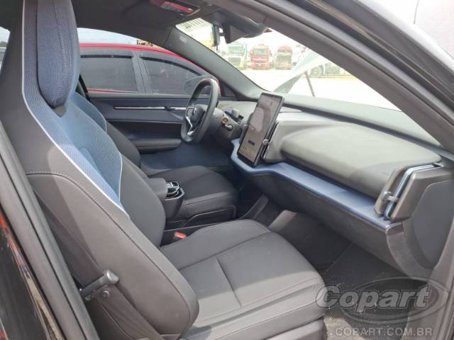 2024 VOLVO EX30 