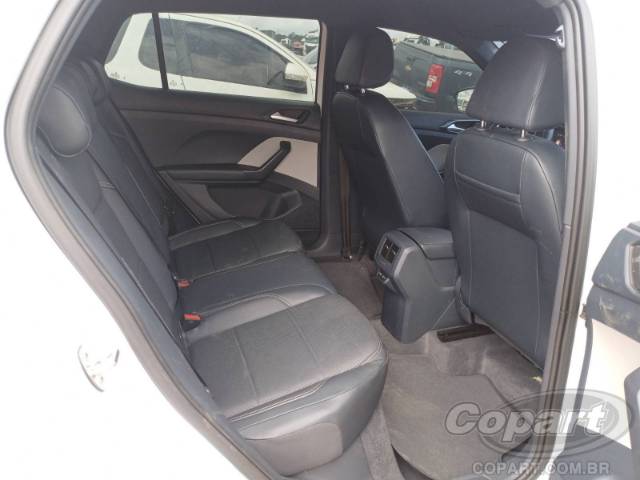 2024 VOLKSWAGEN T-CROSS 