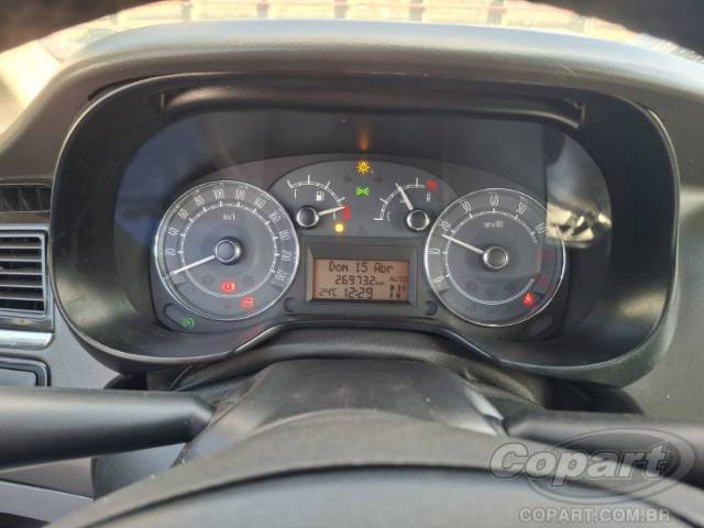 2011 FIAT LINEA 
