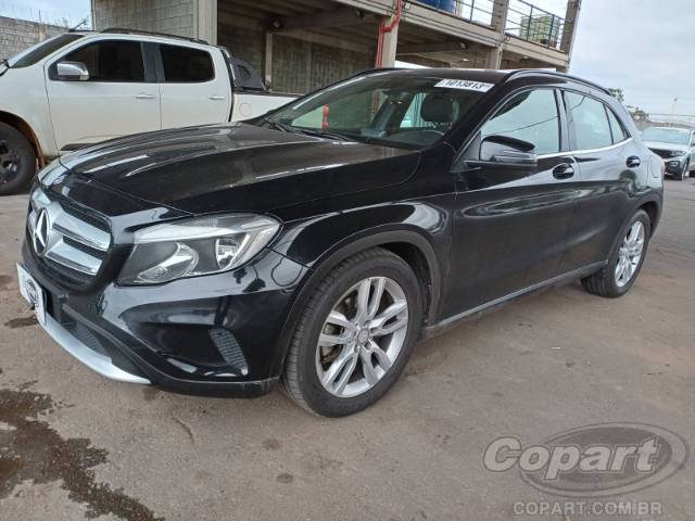 2015 MERCEDES BENZ GLA 