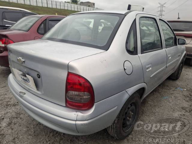 2005 CHEVROLET CLASSIC 