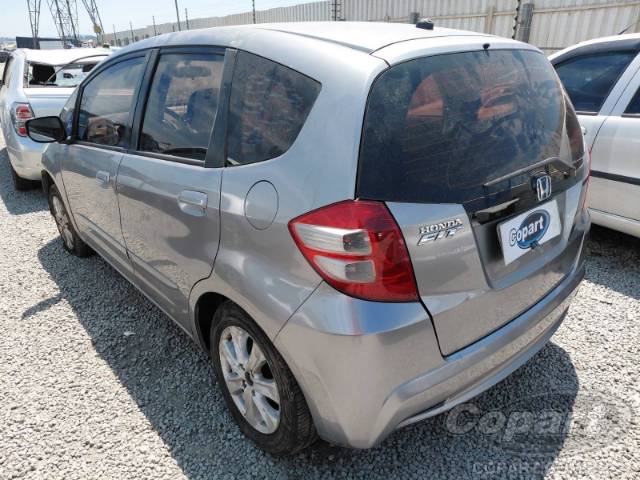 2014 HONDA FIT 