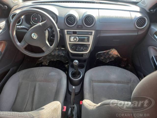 2011 VOLKSWAGEN VOYAGE 