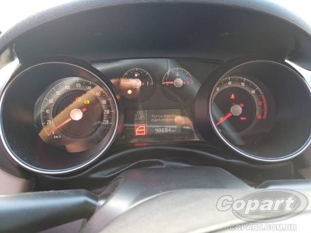 2015 FIAT LINEA 