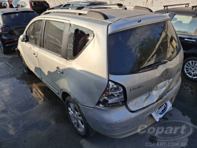2013 NISSAN LIVINA 