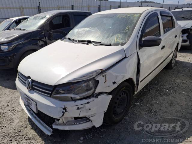 2016 VOLKSWAGEN VOYAGE 