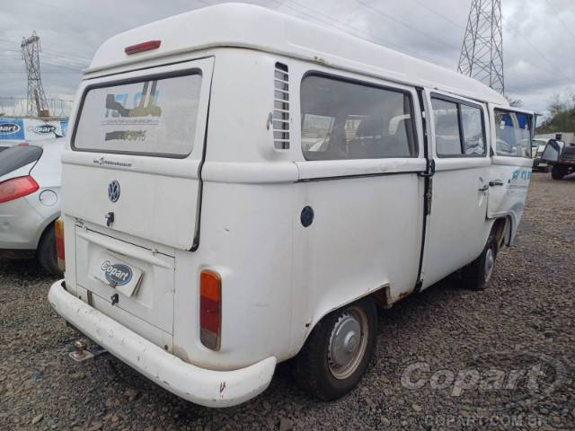2010 VOLKSWAGEN KOMBI 