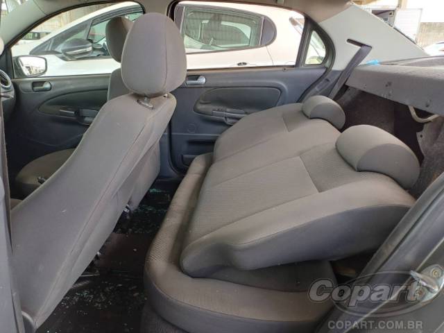 2012 VOLKSWAGEN VOYAGE 