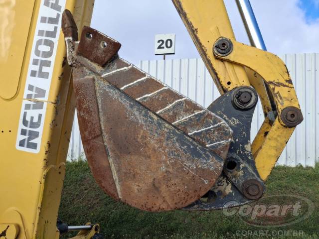 2011 NEW HOLLAND RETROESCAVADEIRA LB90 
