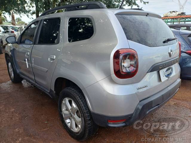 2021 RENAULT DUSTER 