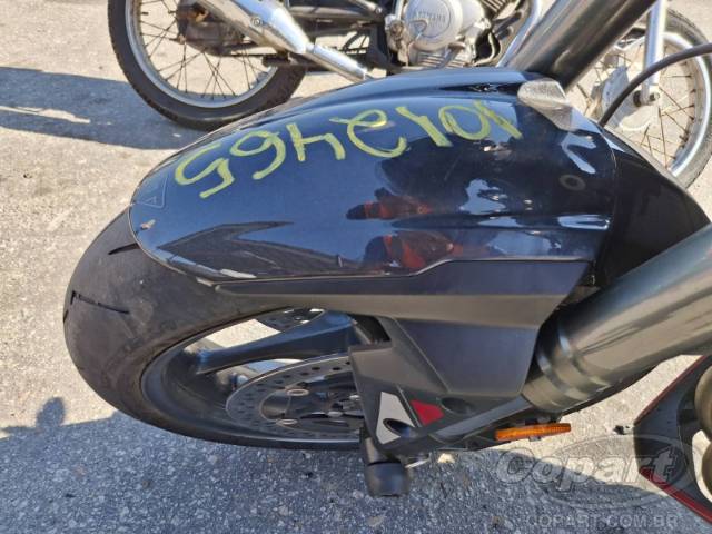 2024 TRIUMPH STREET TRIPLE 