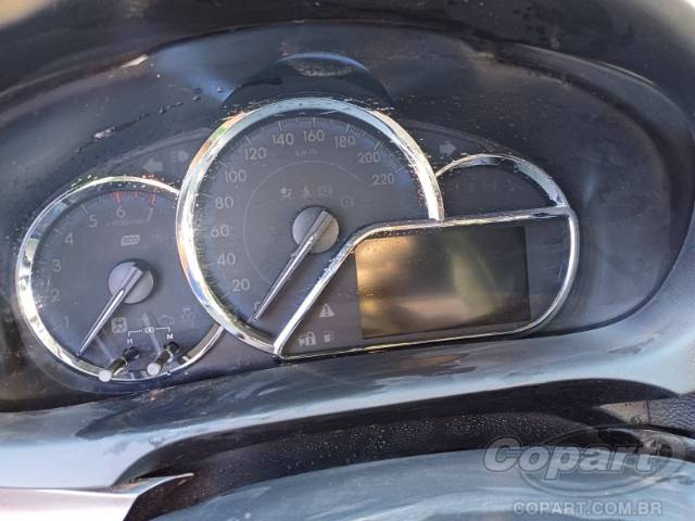 2023 TOYOTA YARIS SEDA 