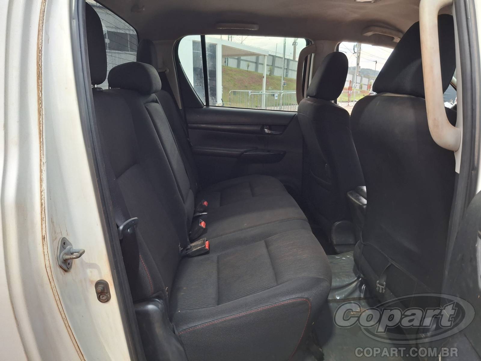 Foto 6 de 10: 2018 TOYOTA HILUX CD