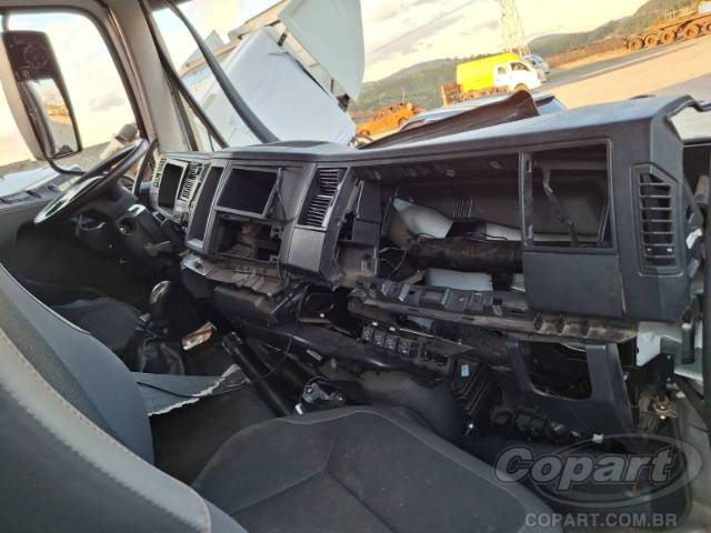 2022 VOLKSWAGEN CONSTELLATION 